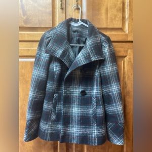 Amazing Jones New York Peacoat